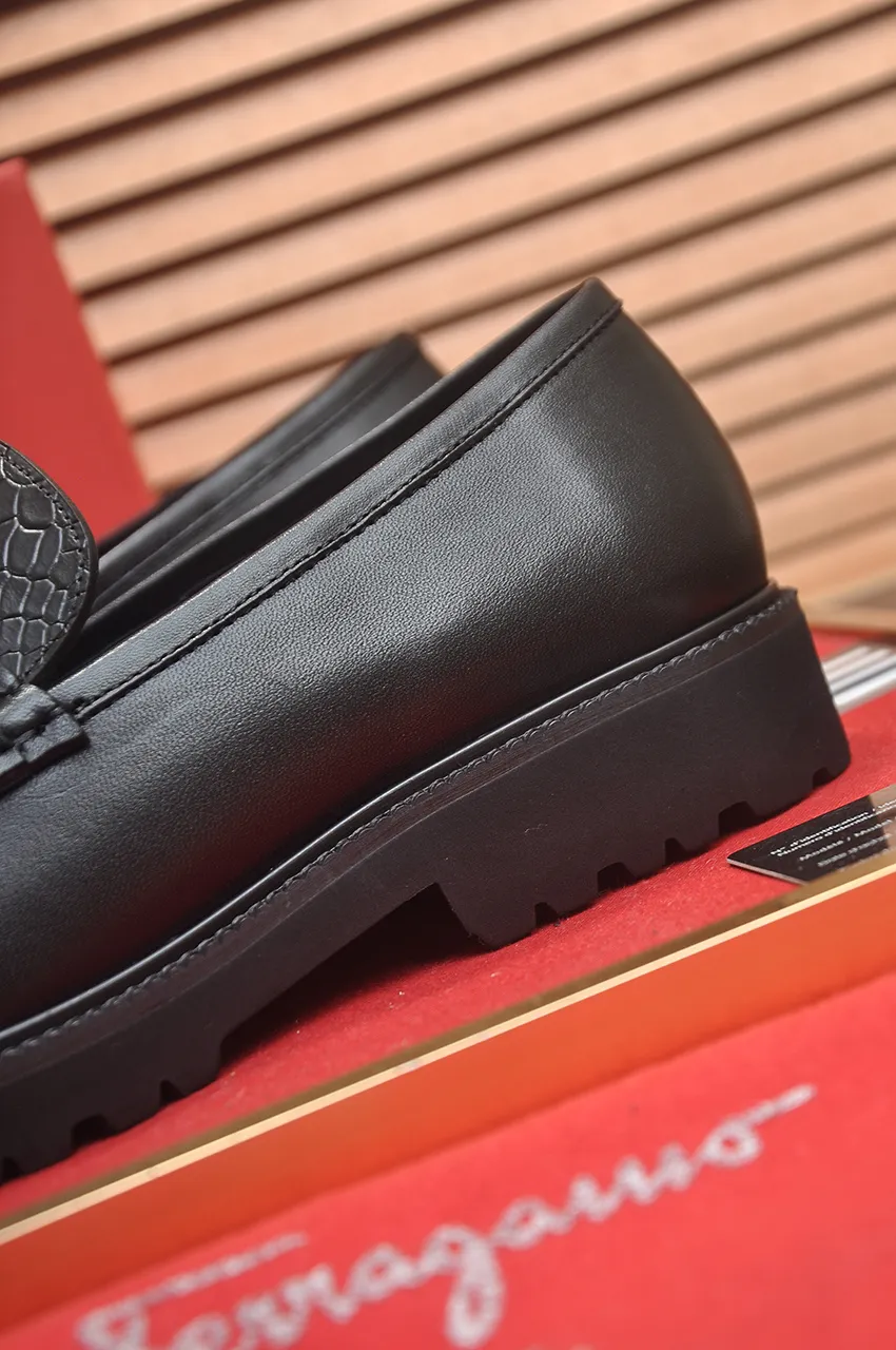 Men's Men's Shoes💰560💶[[HERMES]] (High-end Niuli) New 🍀 HERMES - top version of Ferragamo's classic casual leather shoes! Made of imported original cowhide, the inner top layer is comfortable cowhide lining! Original wear-resistant rubber outsole! High quality products! Code number 38-45 (45 customized)
